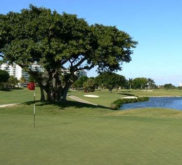 Red Reef Executive Golf Course in Boca Raton, FL | Presented by BestOutings