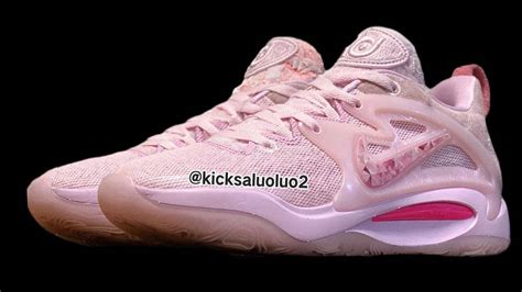 First Look At The Aunt Pearl Nike Kd 15 Complex