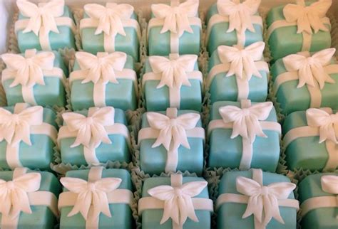 Tiffany Cupcakes Decorated Cake By Caron Eveleigh CakesDecor