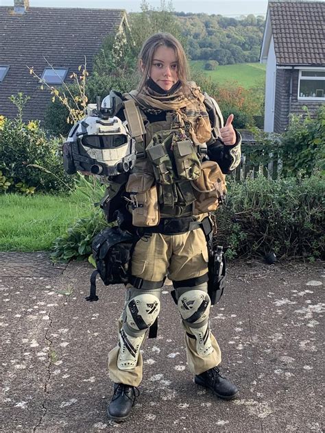 Pulse blade cosplay : r/titanfall