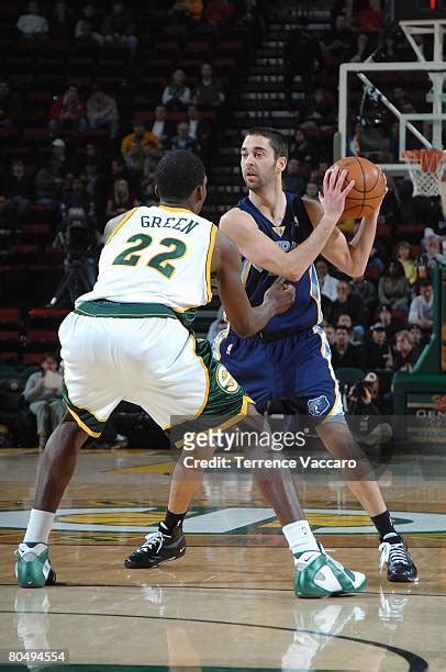 Memphis Grizzlies V Seattle Supersonics Photos And Premium High Res