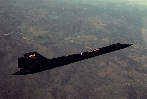 USAF Retro Photo Of The Day An SR 71 Blackbird From The 9th Strategic