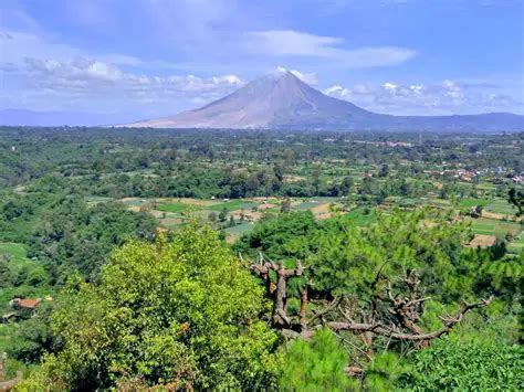 Tempat Wisata Di Berastagi Yang Lagi Hits Wisatalova