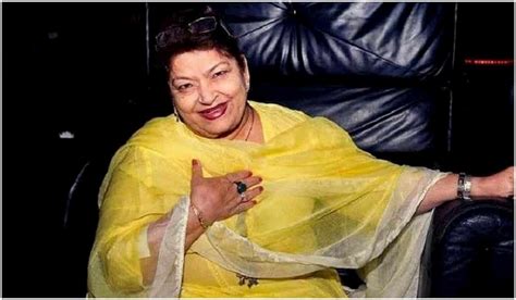 Famous Choreographer Saroj Khan passes Away | InFeed – Facts That Impact