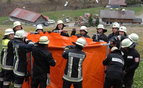 Waldbrand Feuerwehren Proben Den Ernstfall