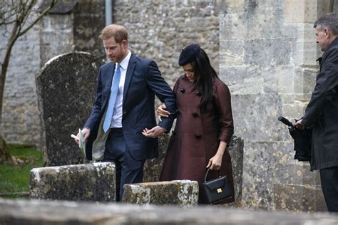 Pregnant MEGHAN MARKLE and Prince Harry at Zara and Mike Tindall’s ...