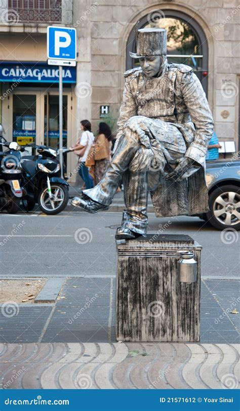 Human Sculpture Las Ramblas Barcelona Spain Editorial Photography