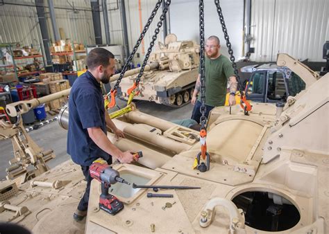 Army’s steady path to more powerful artillery leverages experience