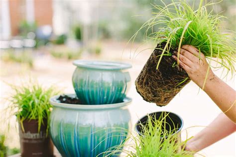 Stack it up: How to create an easy vertical container garden | Southern ...