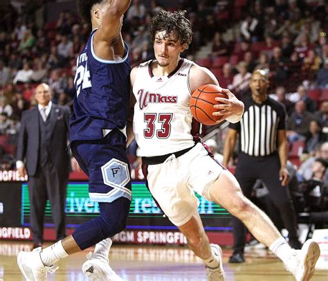 Umass Men S Basketball Vs Uri 2 11 24