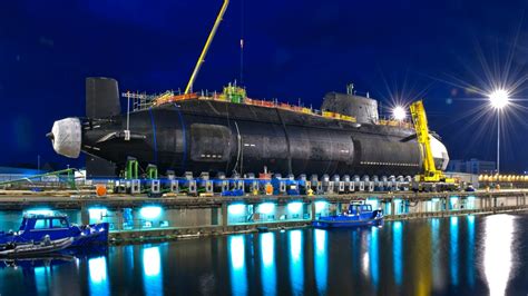 Nuclear Submarine In Dock Wallpapers And Images Wallpapers Pictures