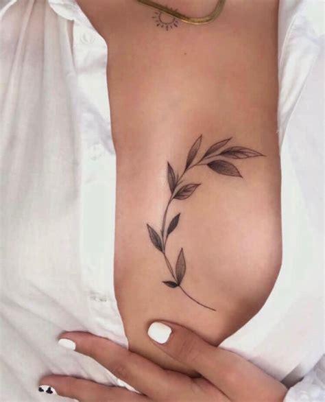 Top 48 Tatuajes Para El Pecho Mujer Abzlocal Mx