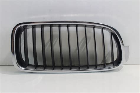 NERKA PRAWA GRILL BMW F30 F31 CAŁA 7295436 NERKA PRAWA GRILL BMW F30