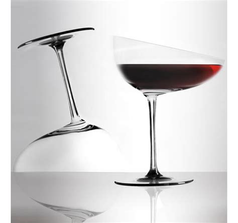 Elegant Wine Glasses – Modern Home Decor