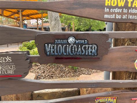 PHOTOS: Jurassic World VelociCoaster Height Requirement Sign Posted at ...