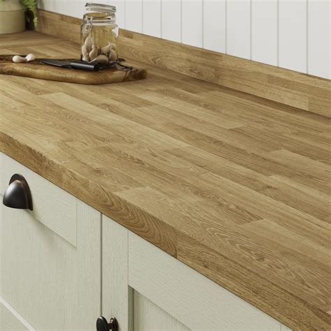 Howdens 3m X 19mm Staved Oak Laminate Upstand Howdens