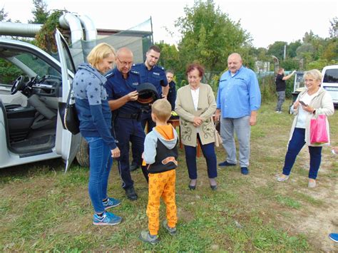 Oświęcim Policjanci promowali bezpieczeństwo podczas pikniku