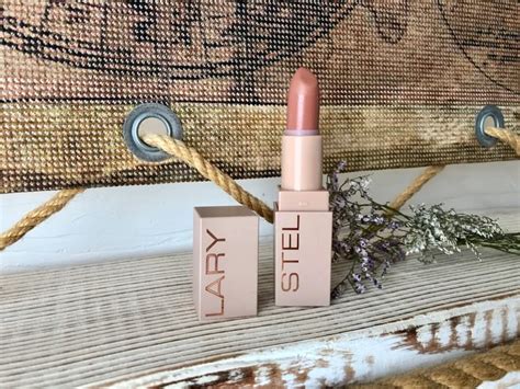 Когда стало очень любопытно Stellary Nude Lips Long Lasting Lipstick в оттенке Summer kiss