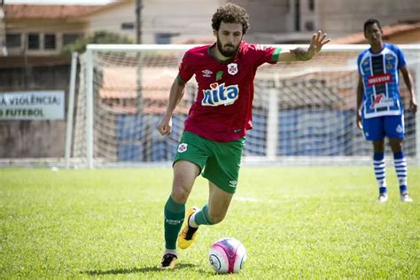 Remo Contrata Volante Que Estava Na Portuguesa Santista Sp Remo