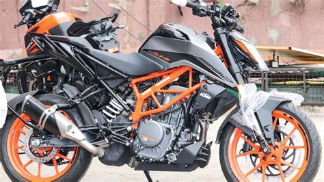 2020 New KTM Duke 390 BS6 Detailed Review First Look New Features