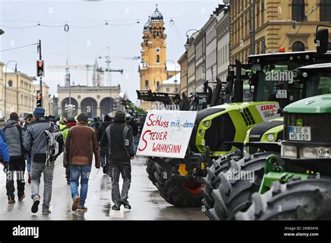 Bauernprotest Am In M Nchen Leopoldstrasse Ludwigstrasse