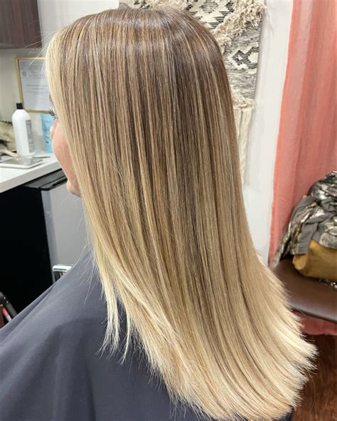 Bright Blonde Babylights In Straight Blonde Hair Balayage