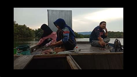 Bukber Di Lokasi Mancing Sangat Seru Waduk Riam Kanan Kalimantan