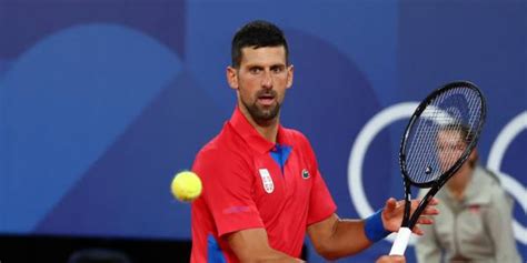 Novak Djokovic venció a Matthew Ebden en su estreno en los Juegos