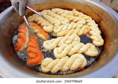 Mahua Traditional Chinese Food Fried Oil Stock Photo 1969798669 | Shutterstock