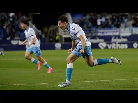 Málaga CF 2 1 Algeciras CF Así celebró la Rosaleda el gol del Málaga