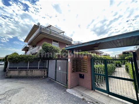 Vendita Appartamento Roma Trilocale In Via Magliano De Marsi 15