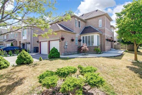 5 Bedroom Houses, Brampton — 102+ 5 Bed Houses for Sale | Zolo.ca