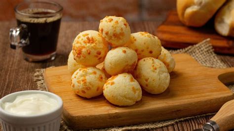 Pãozinho de queijo de liquidificador simples