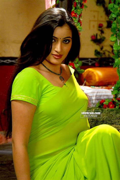 Actress Navneet Kaur Saree Photos Actress Saree Photos Saree Photos Hot Saree Photos Indian