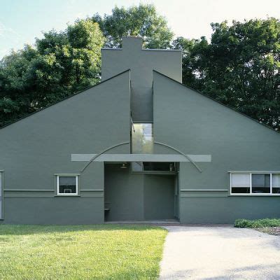 Robert Venturi Architect | Biography, Buildings, Projects and Facts