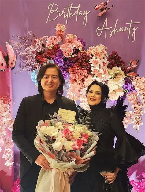 Adu Outfit Mewah Seleb Bertema Fairy Di Pesta Ultah Ashanty Luna