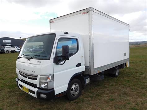 Review 2012 Fuso Canter 515 Commercial Truck