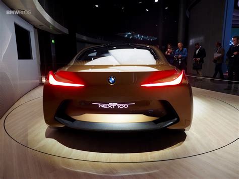 BMW Vision Next 100 displayed again in London