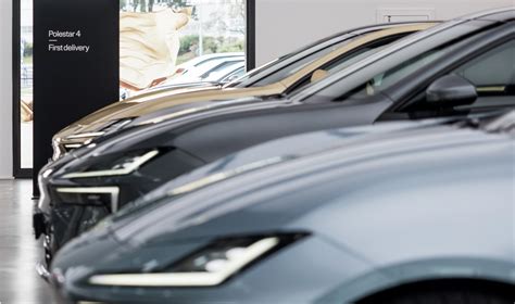 First Polestar 4 Electric SUV Coupes Arrive in Europe | Electric Hunter