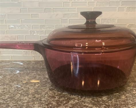 Vintage Vision Corning Ware Cookware Cranberry 2 5 Quart Sauce Pan