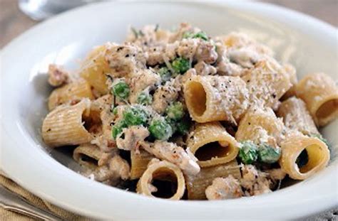 Pasta With Pork And Peas Dinner Recipes Goodtoknow