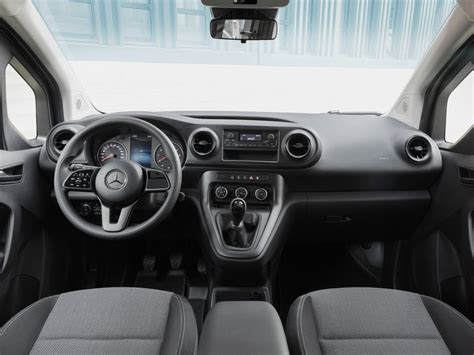 Mercedes Benz Citan Tourer Configuratore E Listino Nuovo Drivek