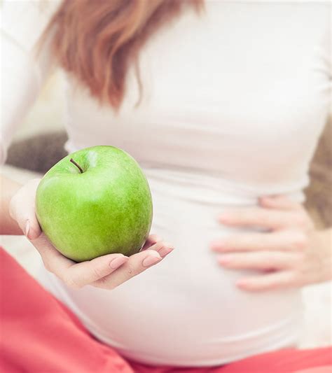 Is It Safe To Eat Persimmon During Pregnancy