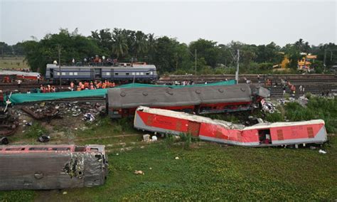 Servi O Ferrovi Rio Da Ndia Volta A Operar Ap S Horas De