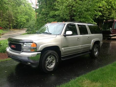 Sell used GMC Yukon XL 2500 SLT 4X4 * One Owner * Like New * NO RESERVE ...