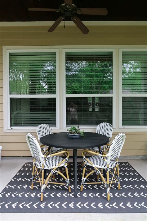 Tips for a Small Backyard Patio • Honey We're Home