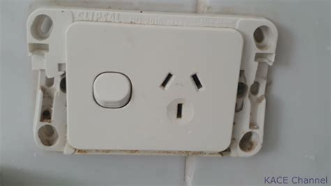 How To Replace Electrical Socket