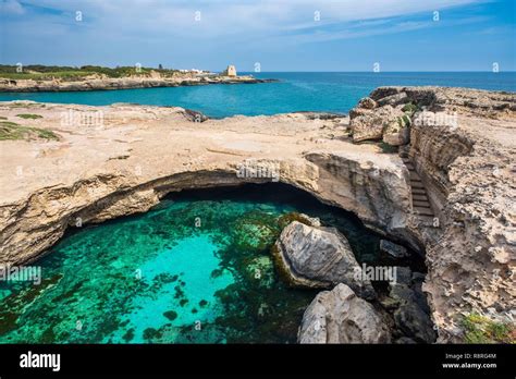 Italie Pouilles Salento Roca Vecchia Grotte De La Po Sie Grotta