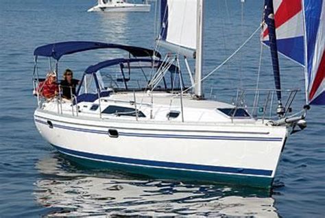 2023 Catalina 355 Cruising Sailboat CATALINA 35' 2023 | YATCO