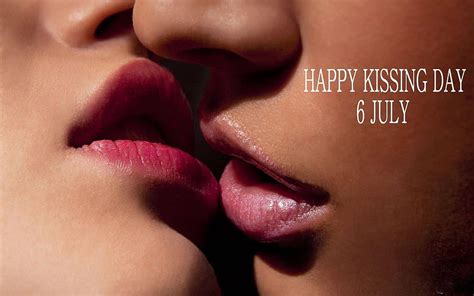 Kissing Of Love Couple Kissing Of Couples Lesbian Love Hd Wallpaper